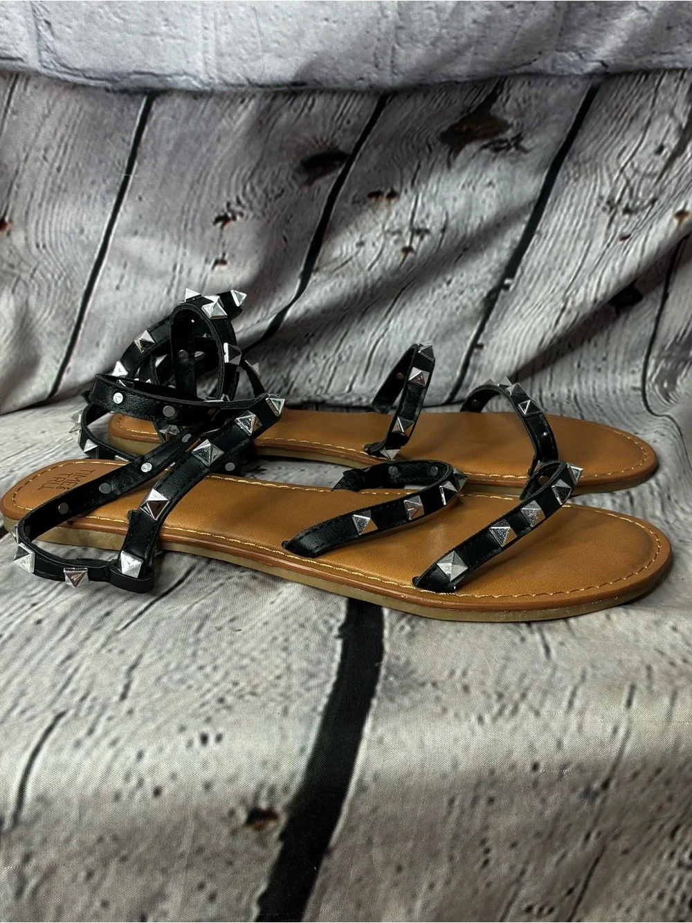 5/$20 Minimalist Punk Rock Black Silver Studded Strappy Ankle Gladiator Sandal 9
